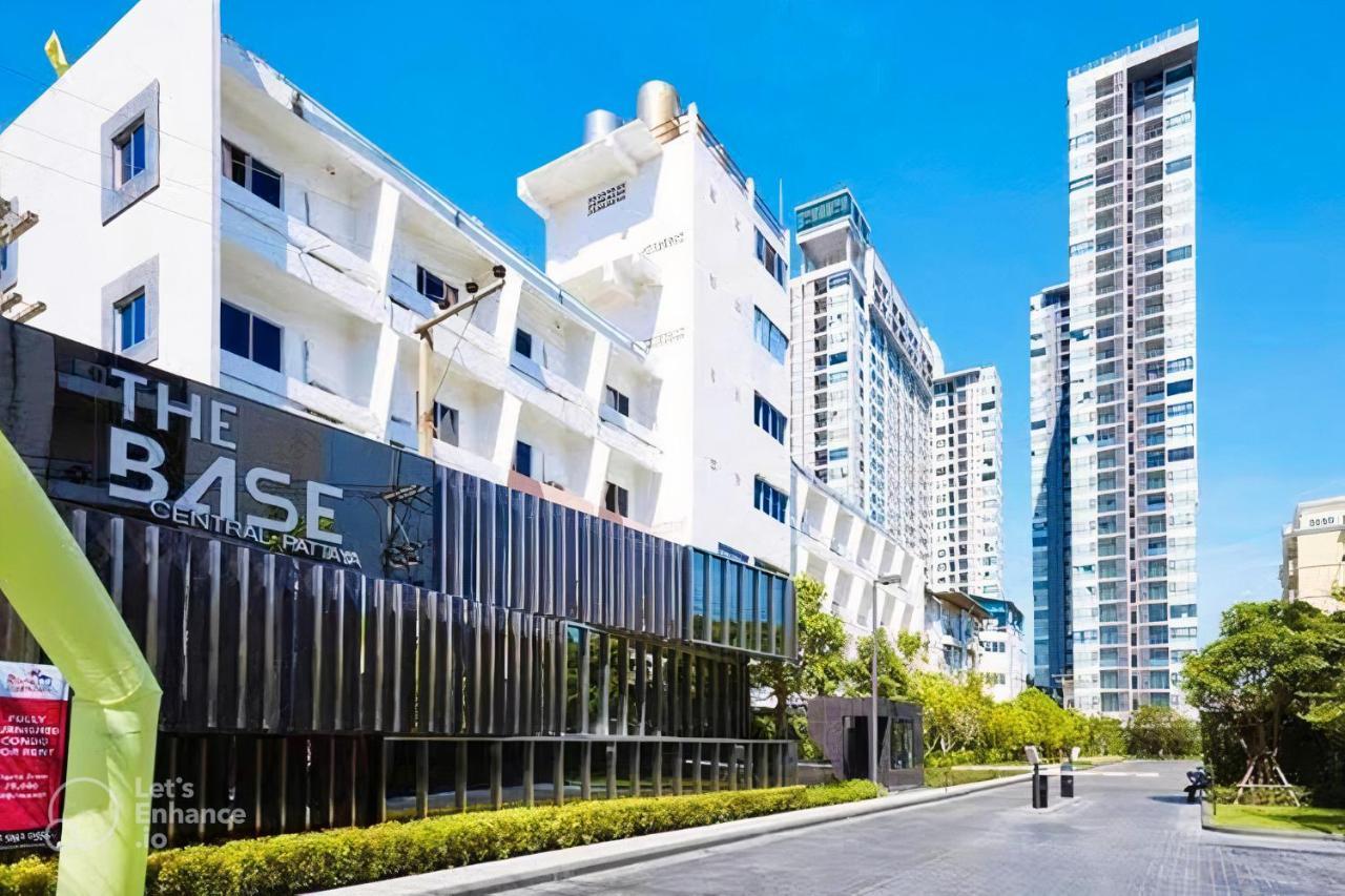 The Base Central Pattaya Εξωτερικό φωτογραφία